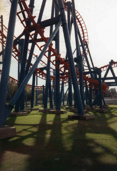 The legs of Mind Eraser